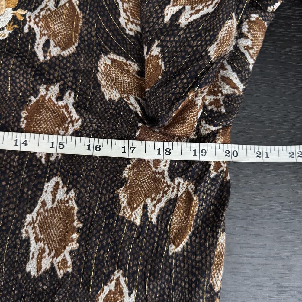 Savanna Jane Top Womens Medium Embroidered Floral Animal Snake Metallic Blouse - Picture 9 of 11